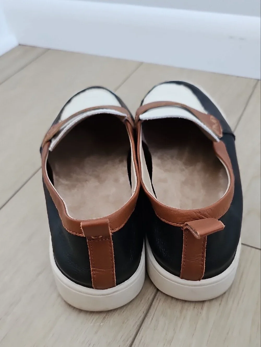Vionic Uptown Women's Tri-Tone Leather Slip-On Loafers Black/White/Brown Size 11